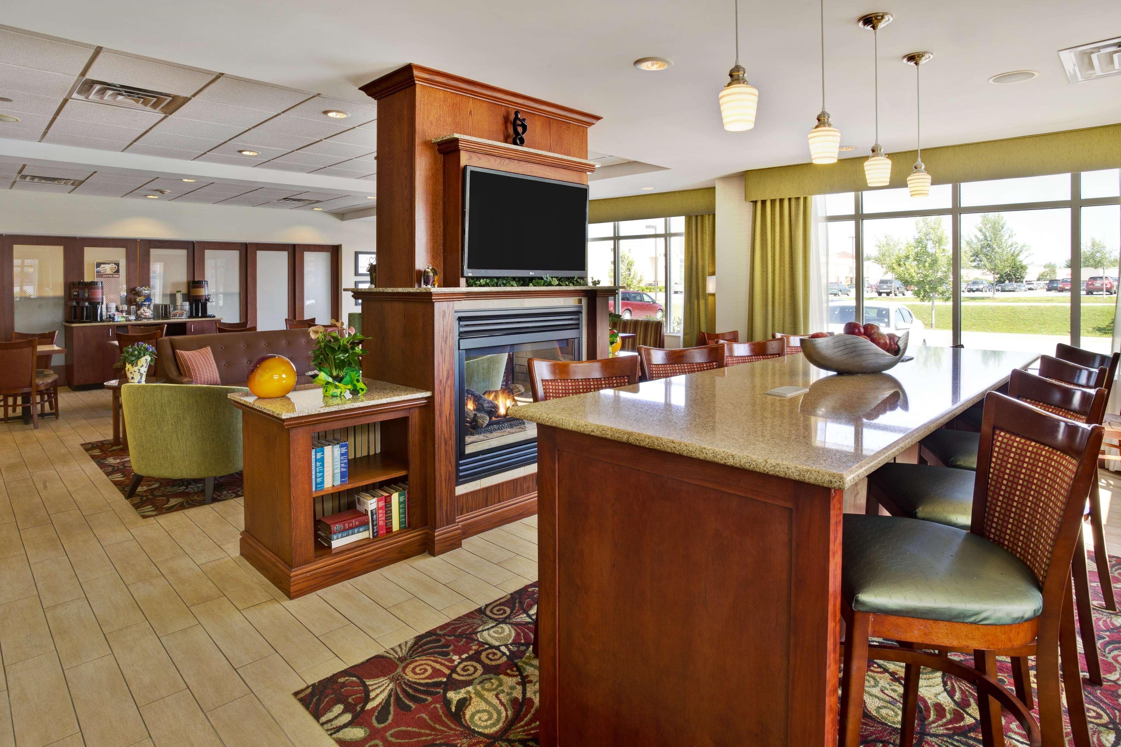 Hampton Inn Rutland/Killington Exterior photo