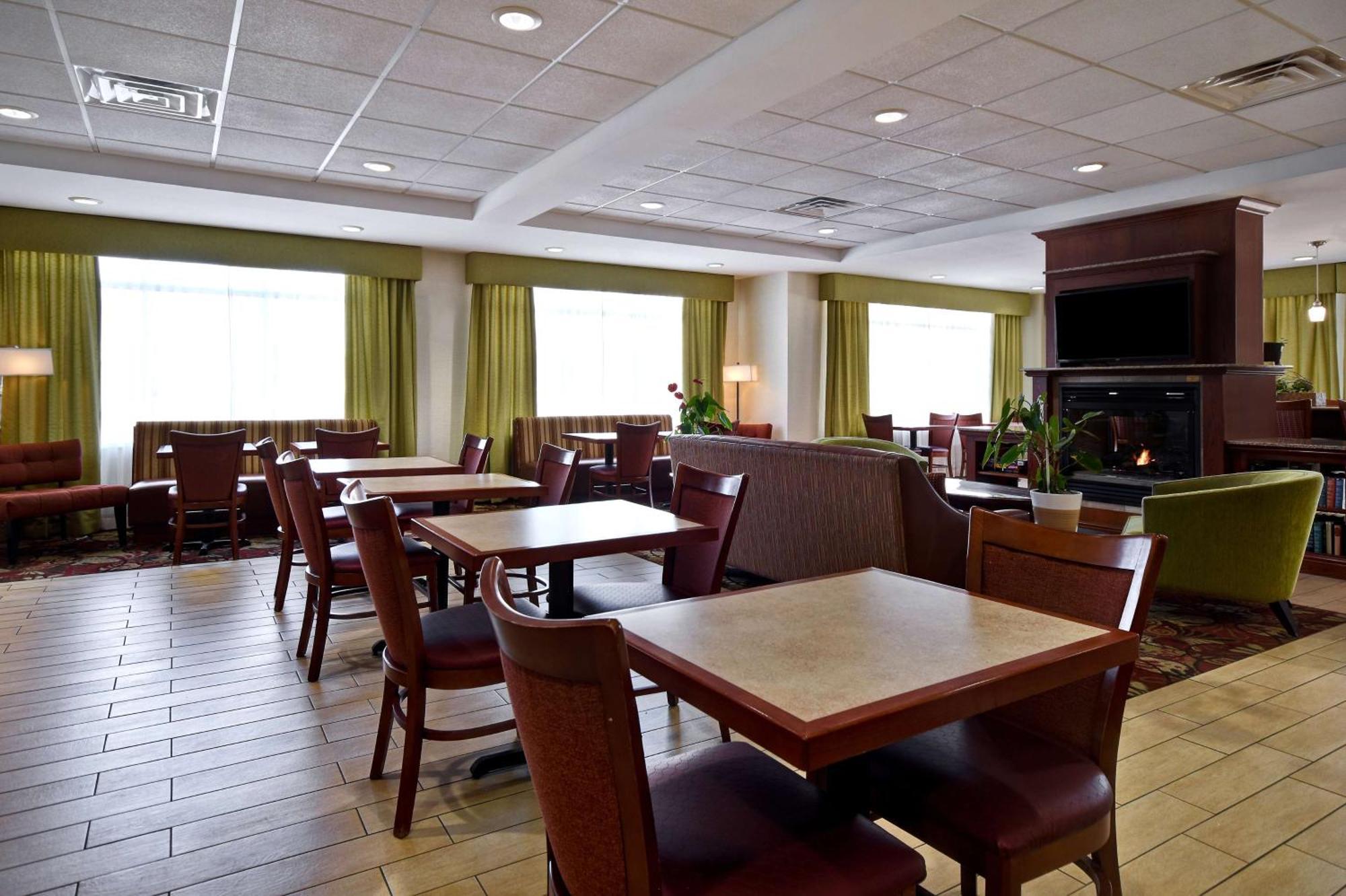 Hampton Inn Rutland/Killington Exterior photo